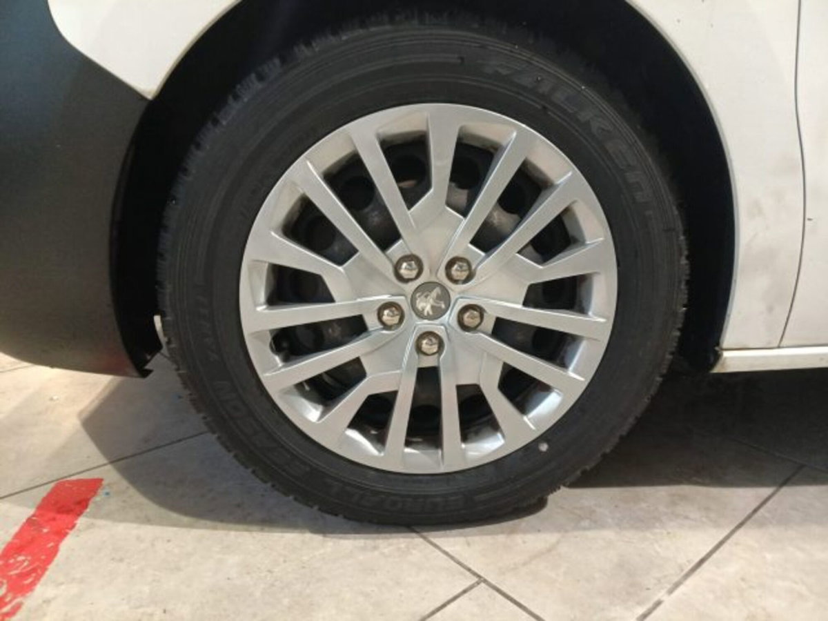 Peugeot Expert Furgone BlueHDi 115 S&S PC-TN Furgone Premium Compact (12)