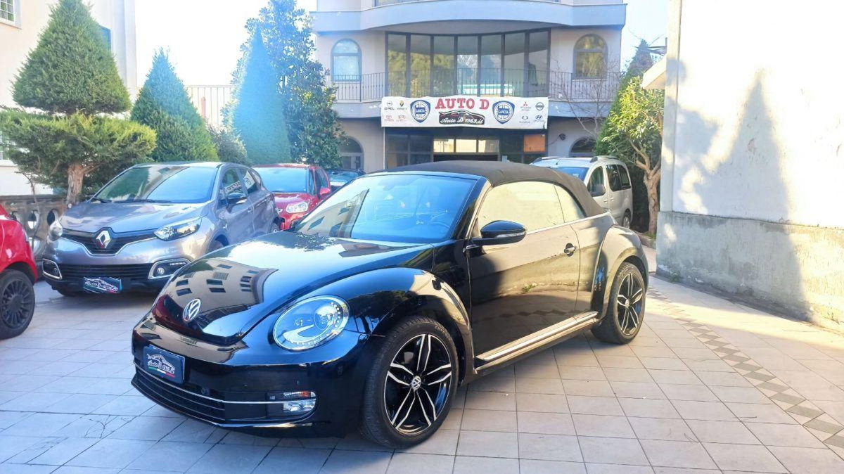 Volkswagen New Beetle Cabrio TDI 105CV (3)