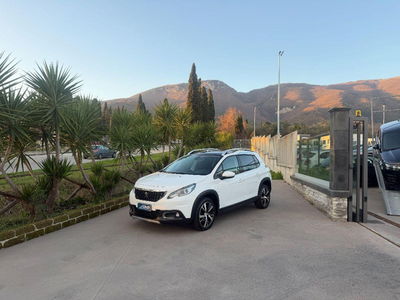 Peugeot 2008 120 S&S Allure usata