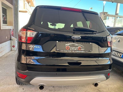 Ford Kuga 1.5 TDCI 120 CV S&S 2WD ST-Line (16)