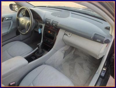 Mercedes-Benz Classe C 220 CDI cat Elegance Kubanite (14)