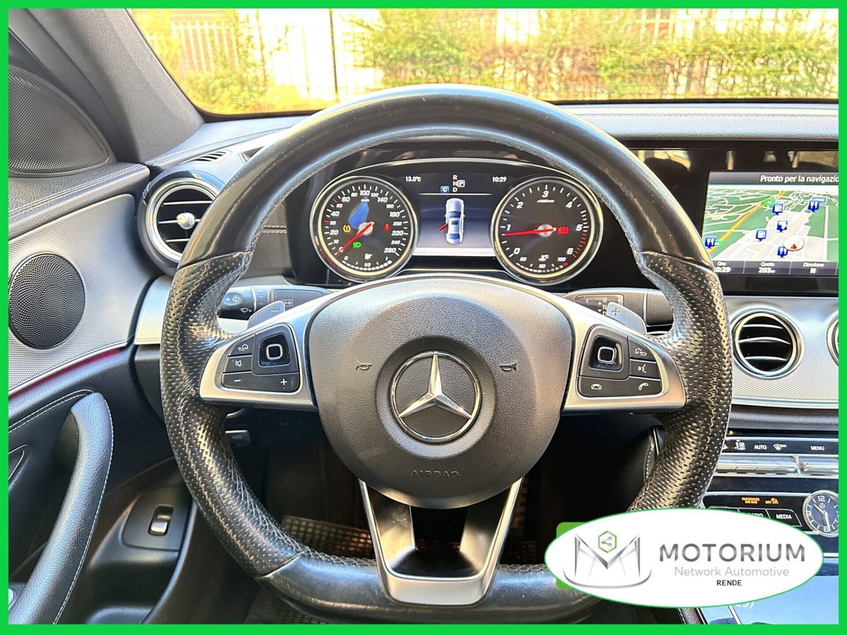 Mercedes-Benz Classe E 220 d Auto Premium Plus (10)