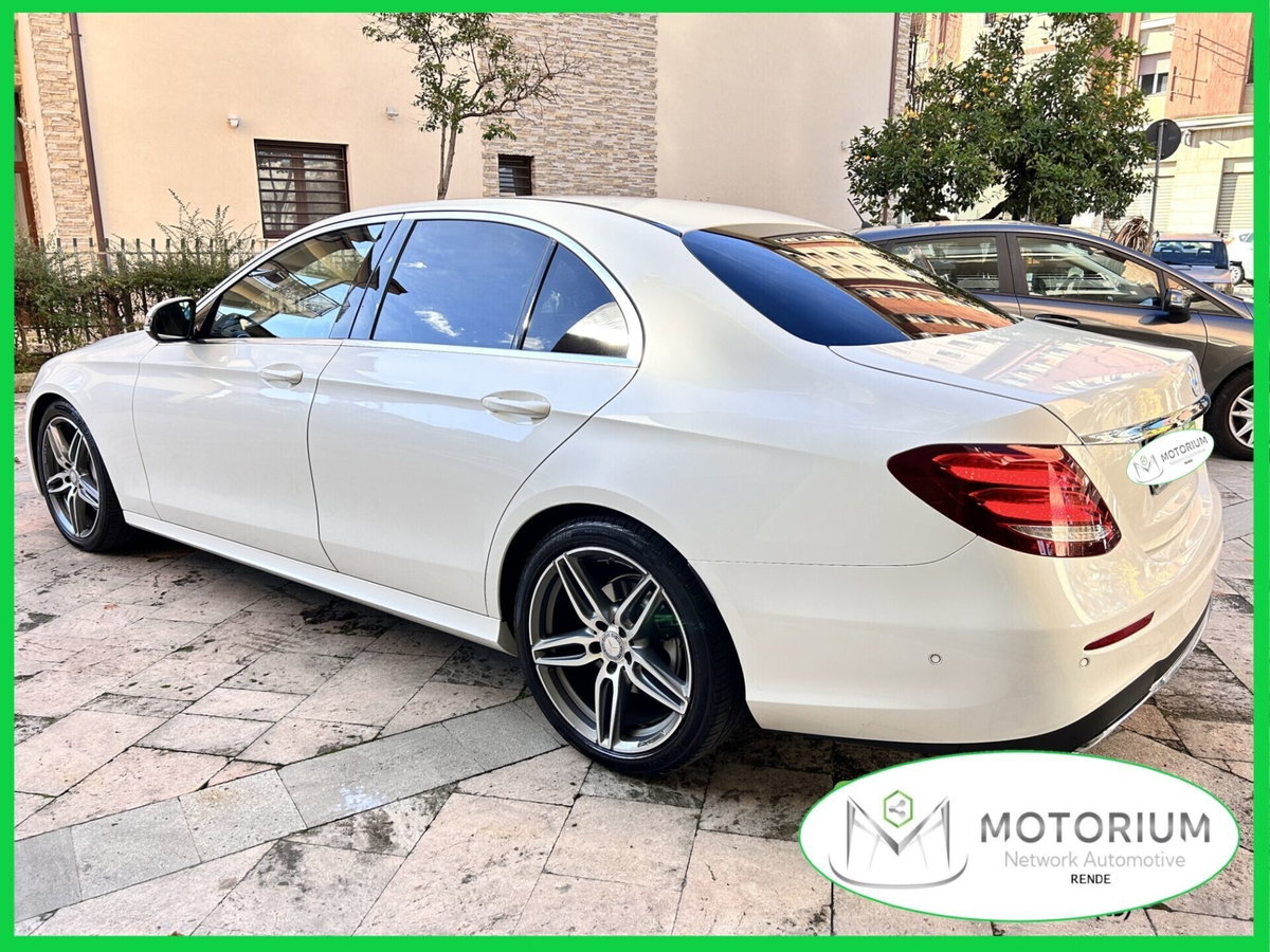 Mercedes-Benz Classe E 220 d Auto Premium Plus (2)