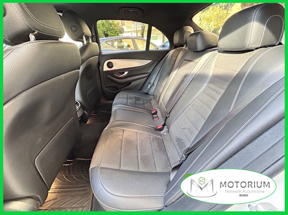 Mercedes-Benz Classe E 220 d Auto Premium Plus (20)