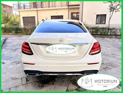 Mercedes-Benz Classe E 220 d Auto Premium Plus (3)