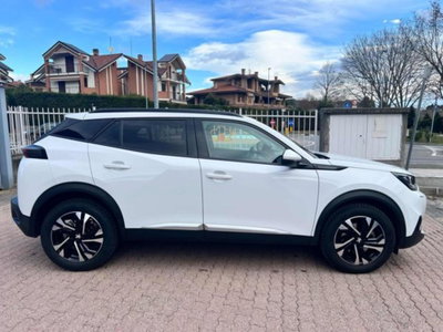 Peugeot 2008 BlueHDi 130 S&S EAT8 GT Pack (2)