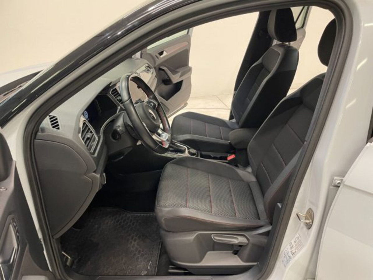 Volkswagen T-Roc 2.0 tdi R-Line 4motion 150cv dsg (6)