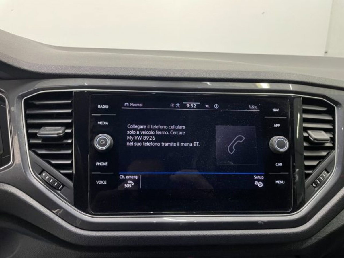 Volkswagen T-Roc 2.0 tdi R-Line 4motion 150cv dsg (9)