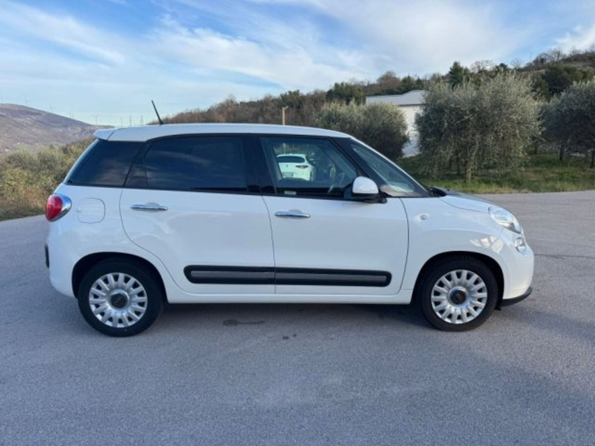 Fiat 500L Pro 1.6 MJT 105CV Pop Star 4 posti (N1) (3)