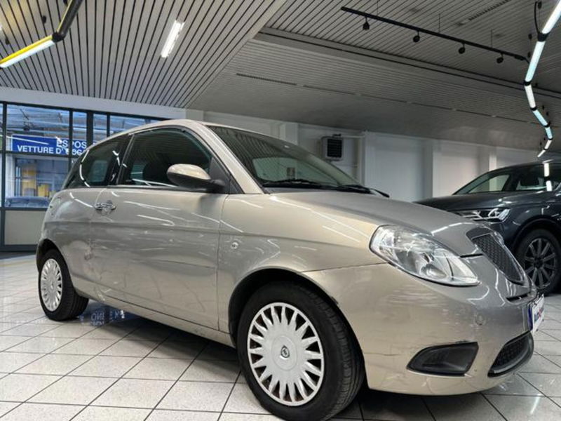 Lancia Ypsilon 1.2 New Oro