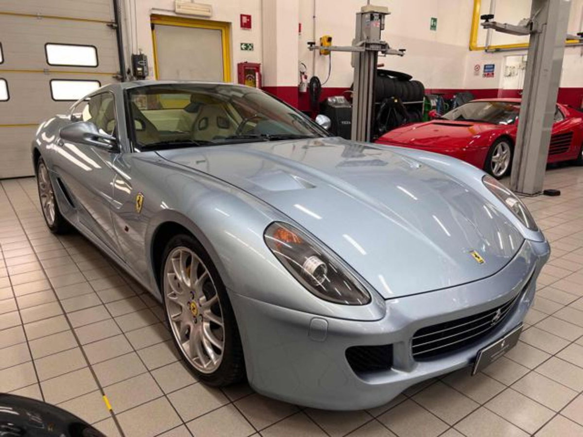 Ferrari 599 Coupé 599 GTB Fiorano F1 (2)