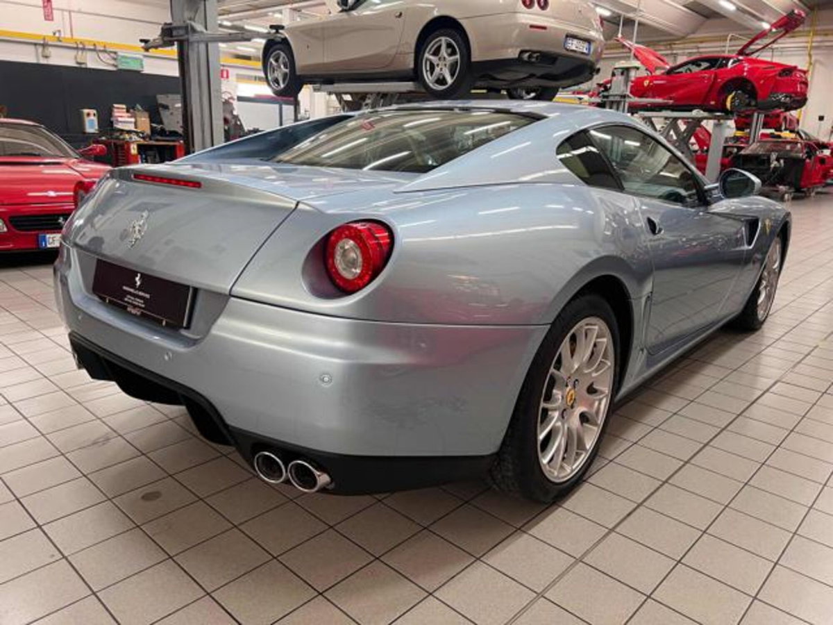 Ferrari 599 Coupé 599 GTB Fiorano F1 (3)
