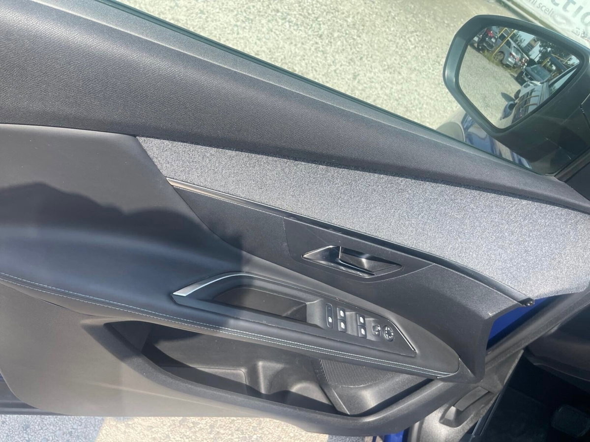 Peugeot 3008 BlueHDi 130 S&S EAT8 GT Line (20)