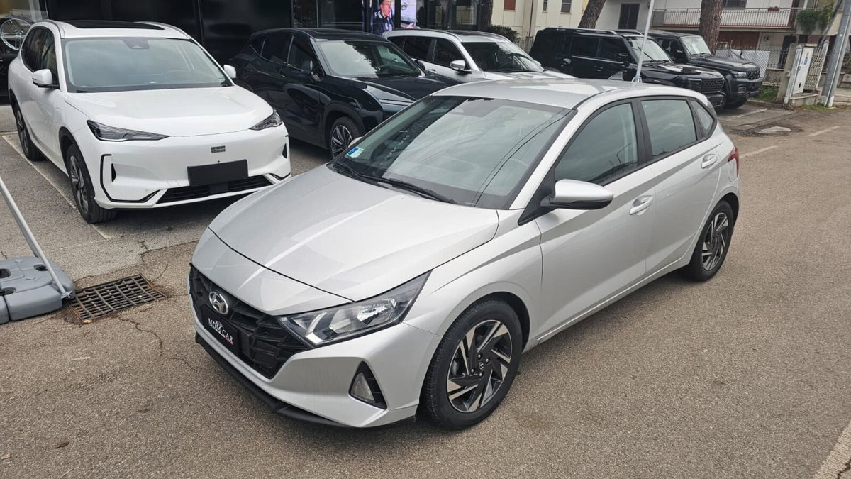 Hyundai i20 1.2 MPI MT ConnectLine