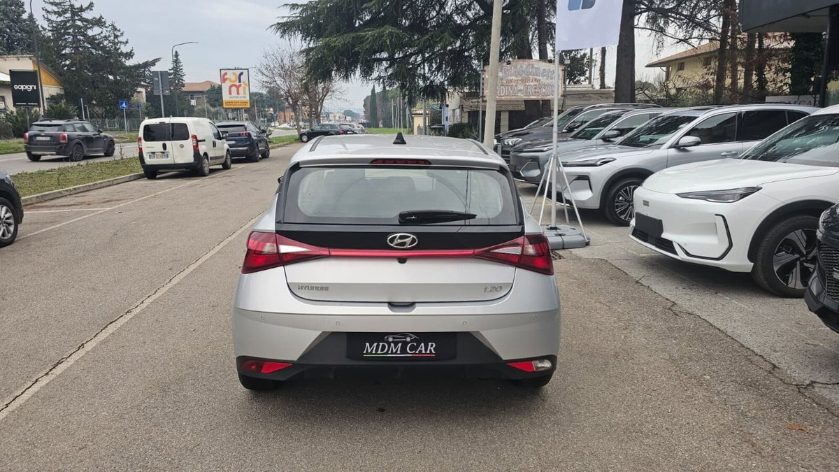 Hyundai i20 1.2 MPI MT ConnectLine (6)