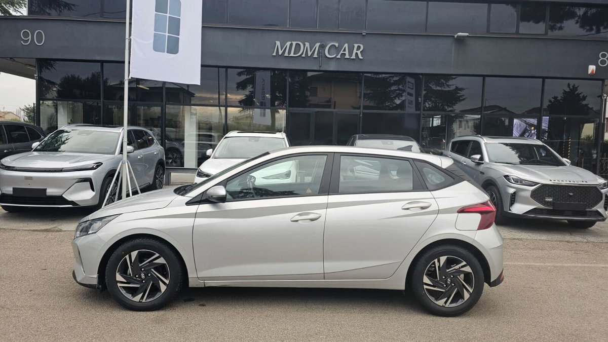 Hyundai i20 1.2 MPI MT ConnectLine (8)