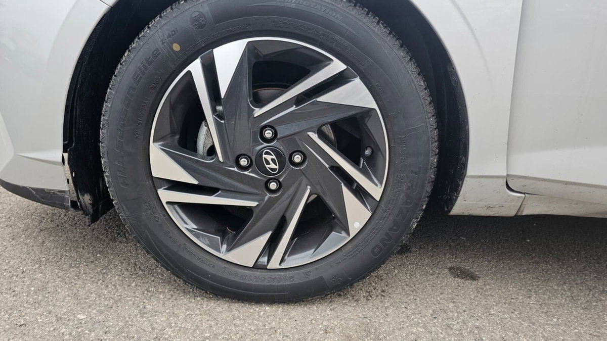 Hyundai i20 1.2 MPI MT ConnectLine (9)