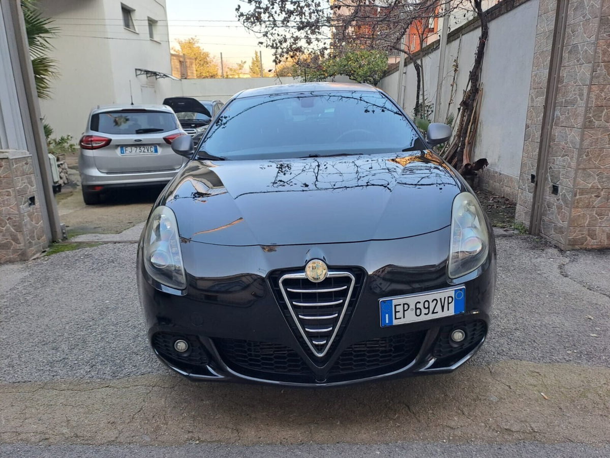 Alfa Romeo Giulietta 1.6 JTDm-2 Distinctive (3)