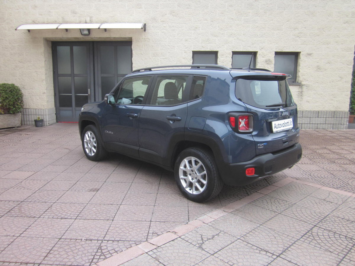 Jeep Renegade 1.3 T4 190CV PHEV 4xe AT6 Limited (8)