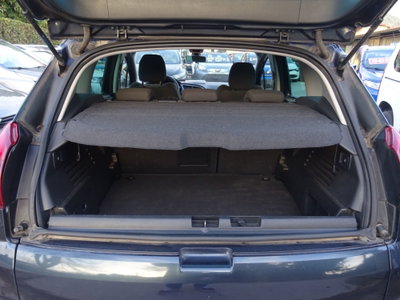 Peugeot 3008 1.6 HDi 115CV Business (10)