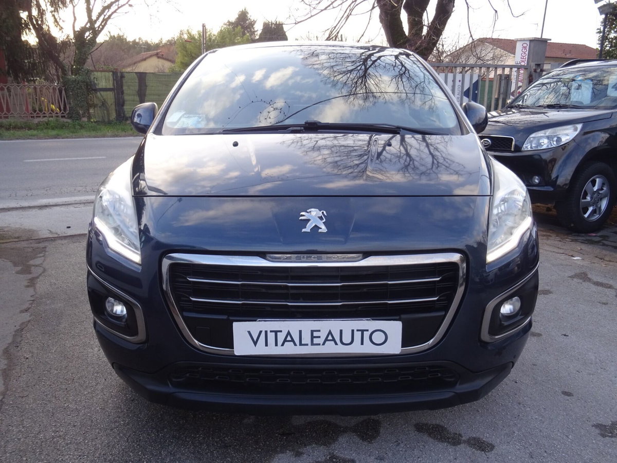 Peugeot 3008 1.6 HDi 115CV Business (3)