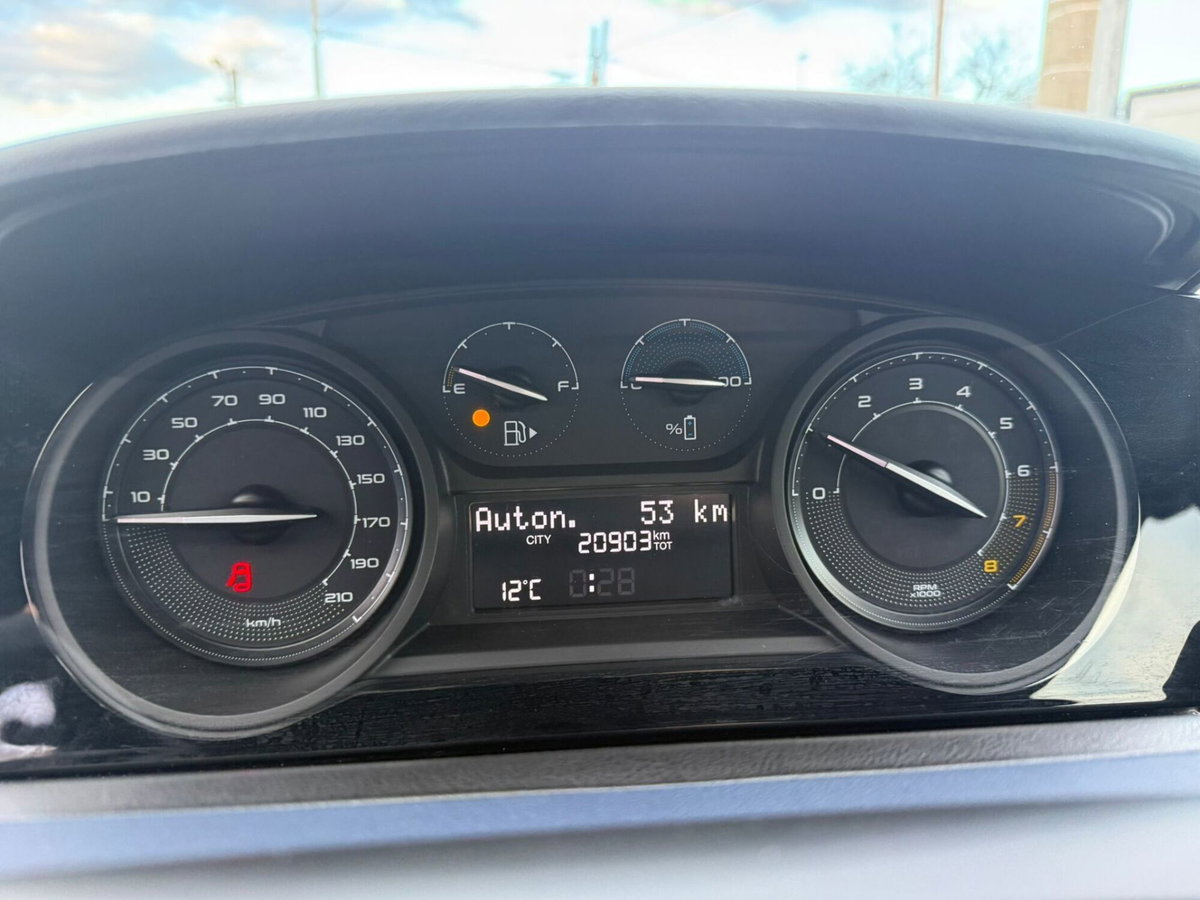 Lancia Ypsilon 1.0 FireFly 5 porte S&S Hybrid Ecochic A. Ferretti (13)