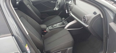 Audi Q2 Q2 35 TDI S tronic Identity Black (14)
