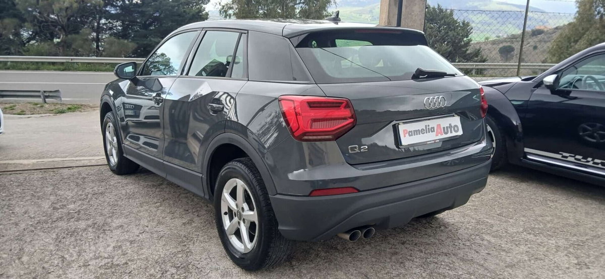 Audi Q2 Q2 35 TDI S tronic Identity Black (5)