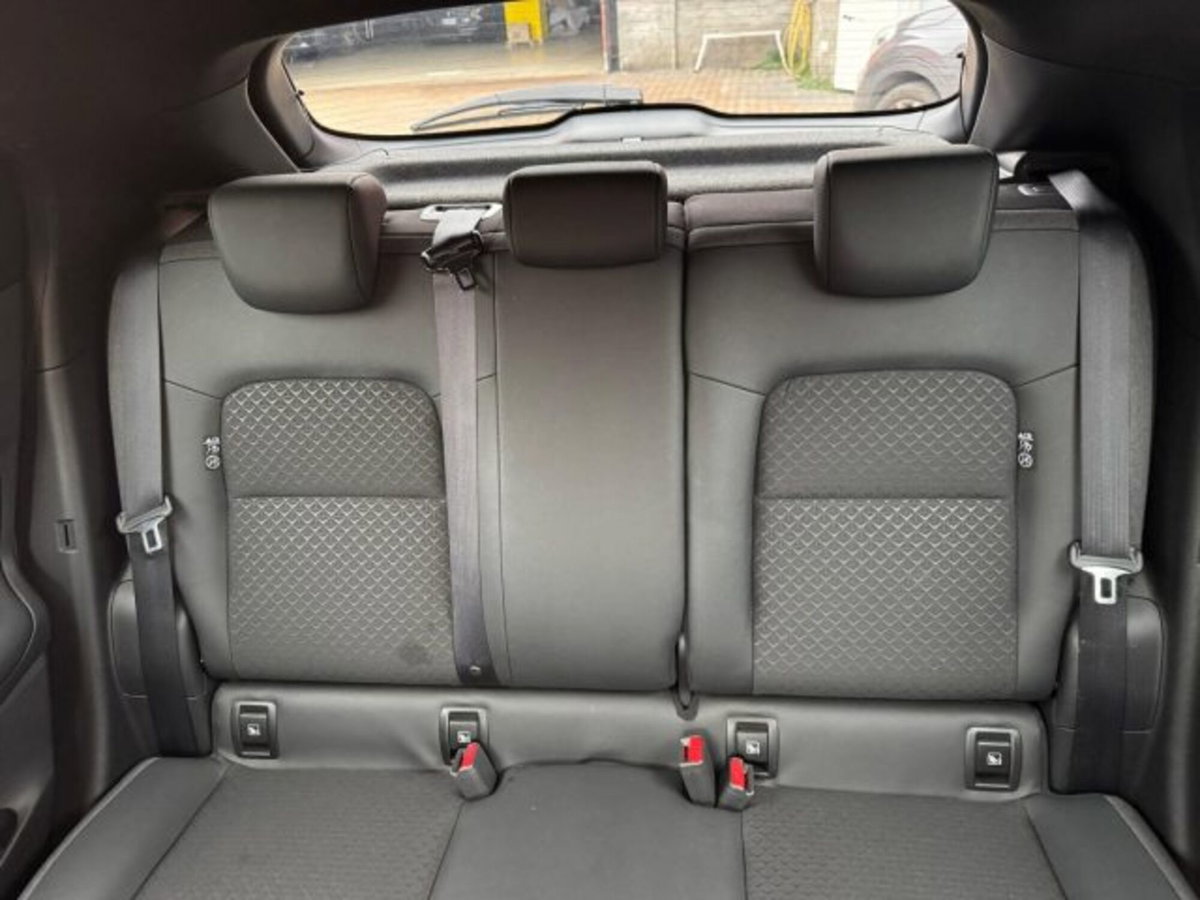 Nissan Juke 1.0 dig-t N-Connecta 114cv (16)