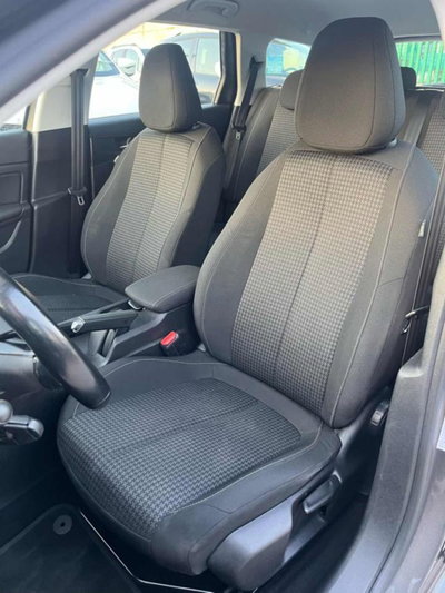 Peugeot 308 SW BlueHDi 130 S&S Business (9)