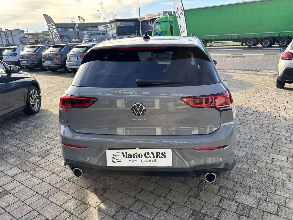 Volkswagen Golf 2.0 TSI GTI DSG (5)