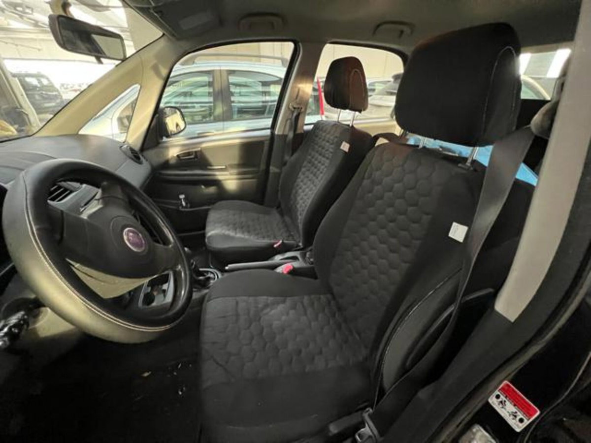 Fiat Sedici 1.6 16V 4x4 Dynamic (9)