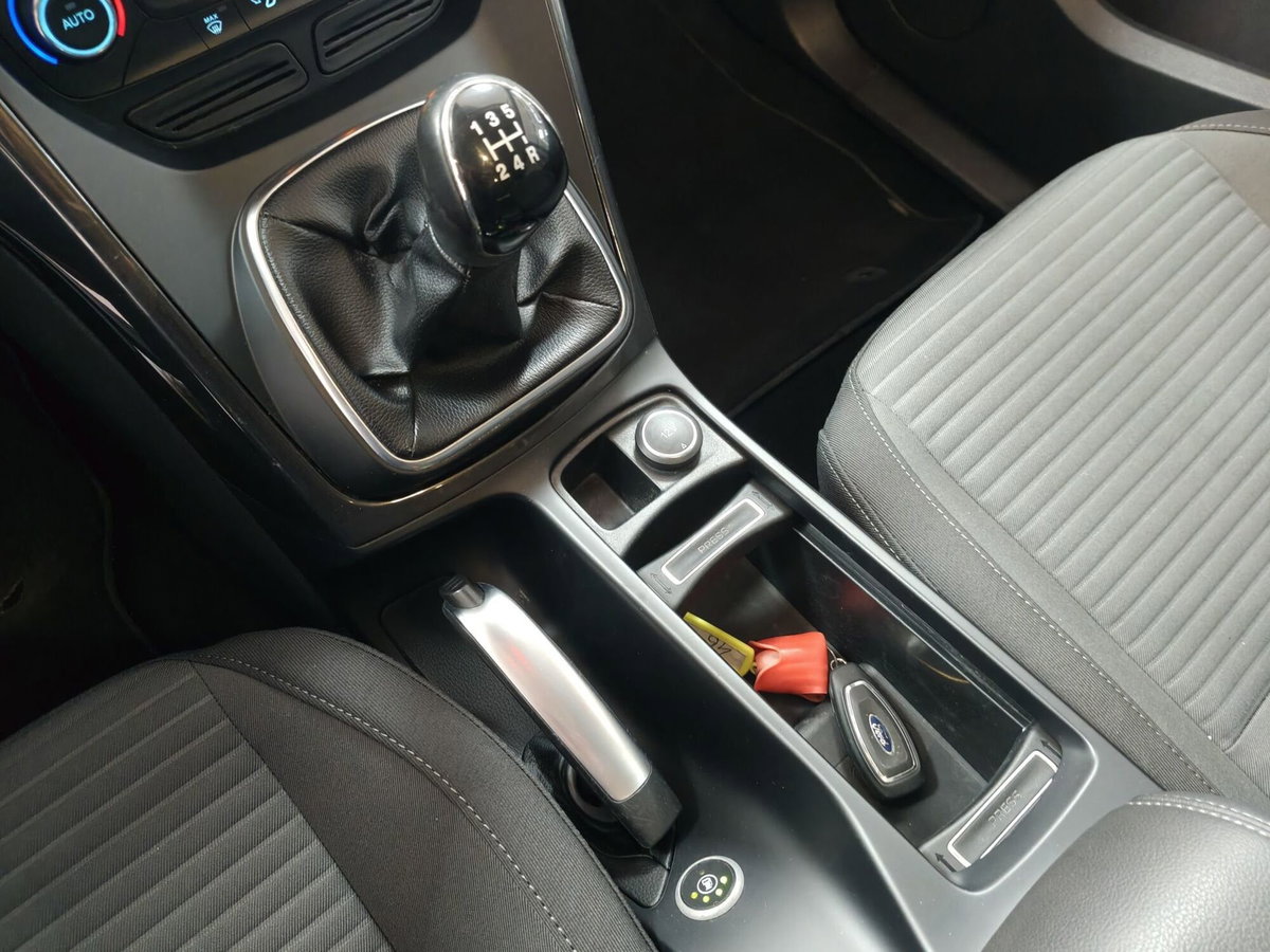 Ford C-Max 1.6 120CV GPL Titanium (10)