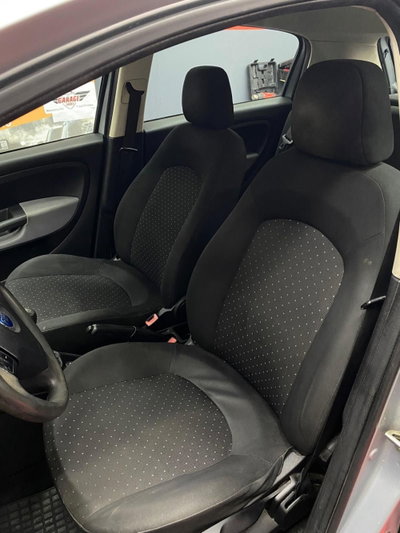 Fiat Grande Punto 1.2 5 porte Active (14)