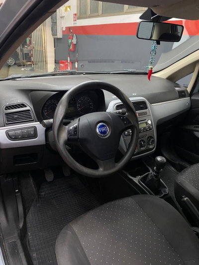 Fiat Grande Punto 1.2 5 porte Active (9)