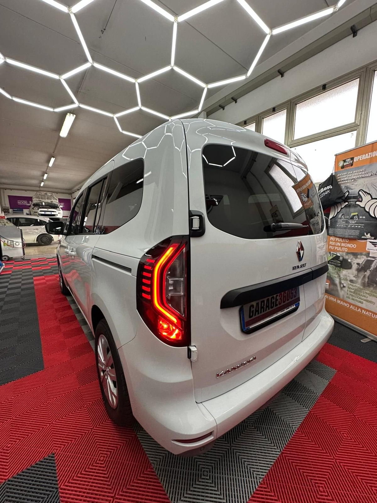 Renault Kangoo 1.5 blue dci Equilibre 95cv (10)