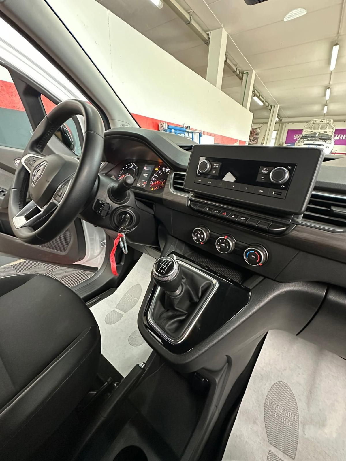 Renault Kangoo 1.5 blue dci Equilibre 95cv (17)