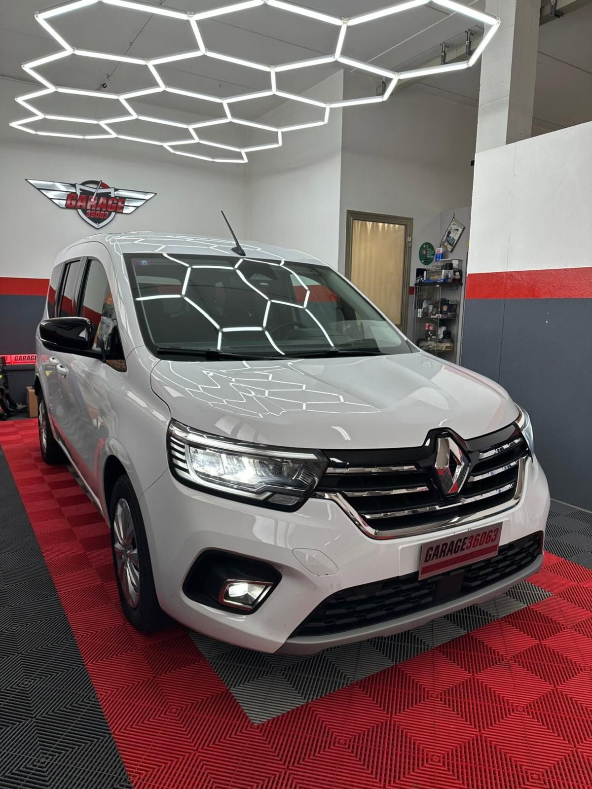 Renault Kangoo 1.5 blue dci Equilibre 95cv (4)