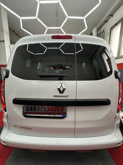 Renault Kangoo 1.5 blue dci Equilibre 95cv (9)