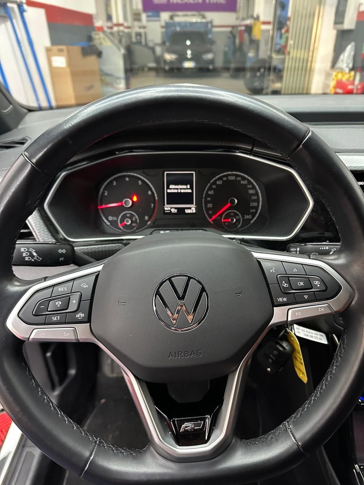 Volkswagen T-Cross 1.0 TSI 110 CV DSG Style (12)