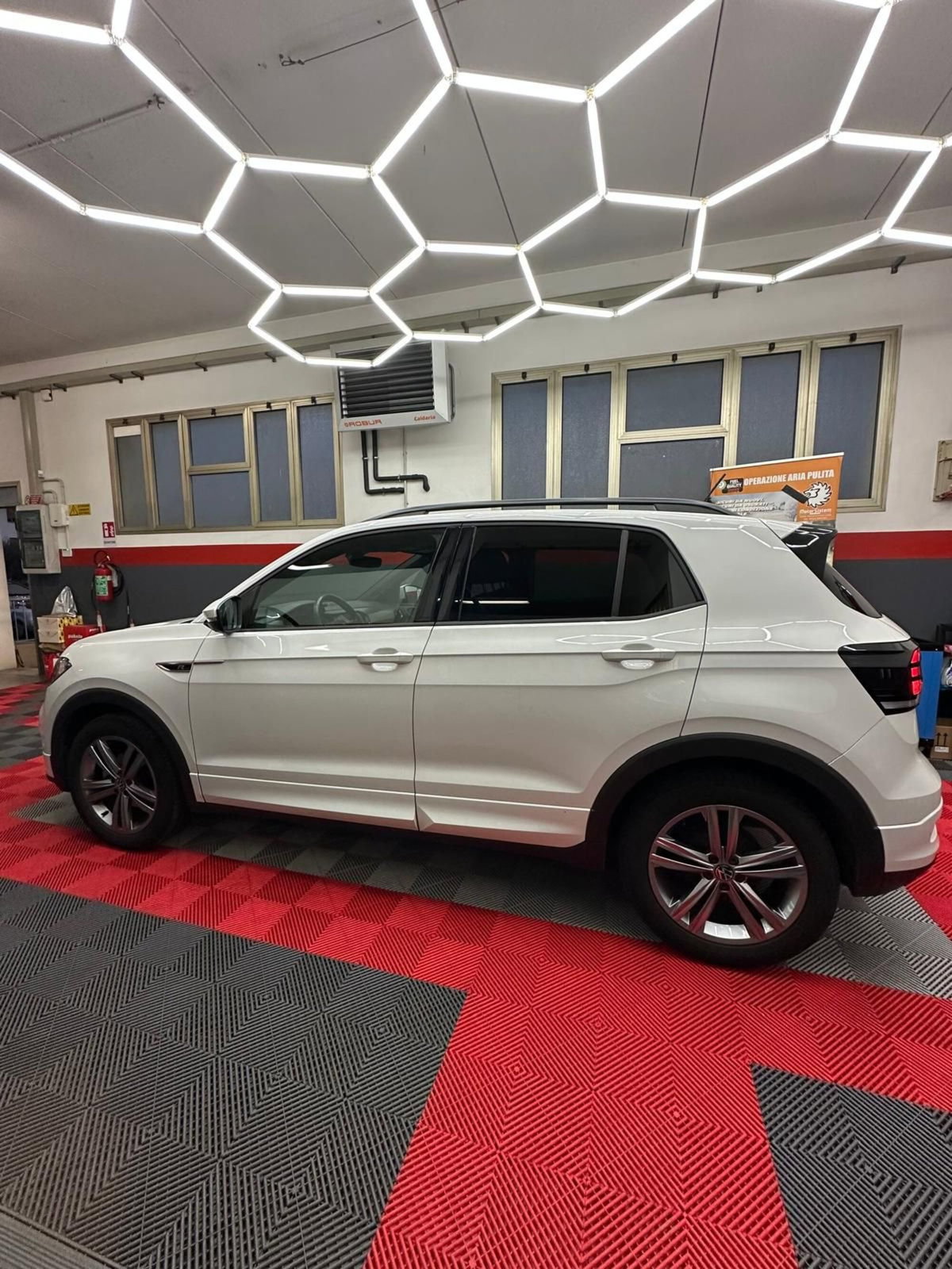 Volkswagen T-Cross 1.0 TSI 110 CV DSG Style (2)