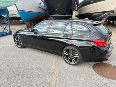 BMW Serie 3 Touring 320d  Business aut. (5)