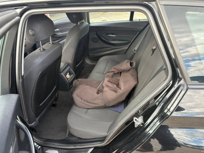 BMW Serie 3 Touring 320d  Business aut. (8)