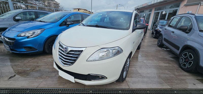 Lancia Ypsilon 1.2 69 CV 5 porte Platinum
