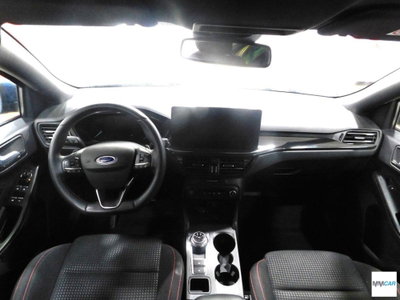 Ford Focus Station Wagon 1.5 TDCi 120 CV Start&Stop SW ST Line (11)