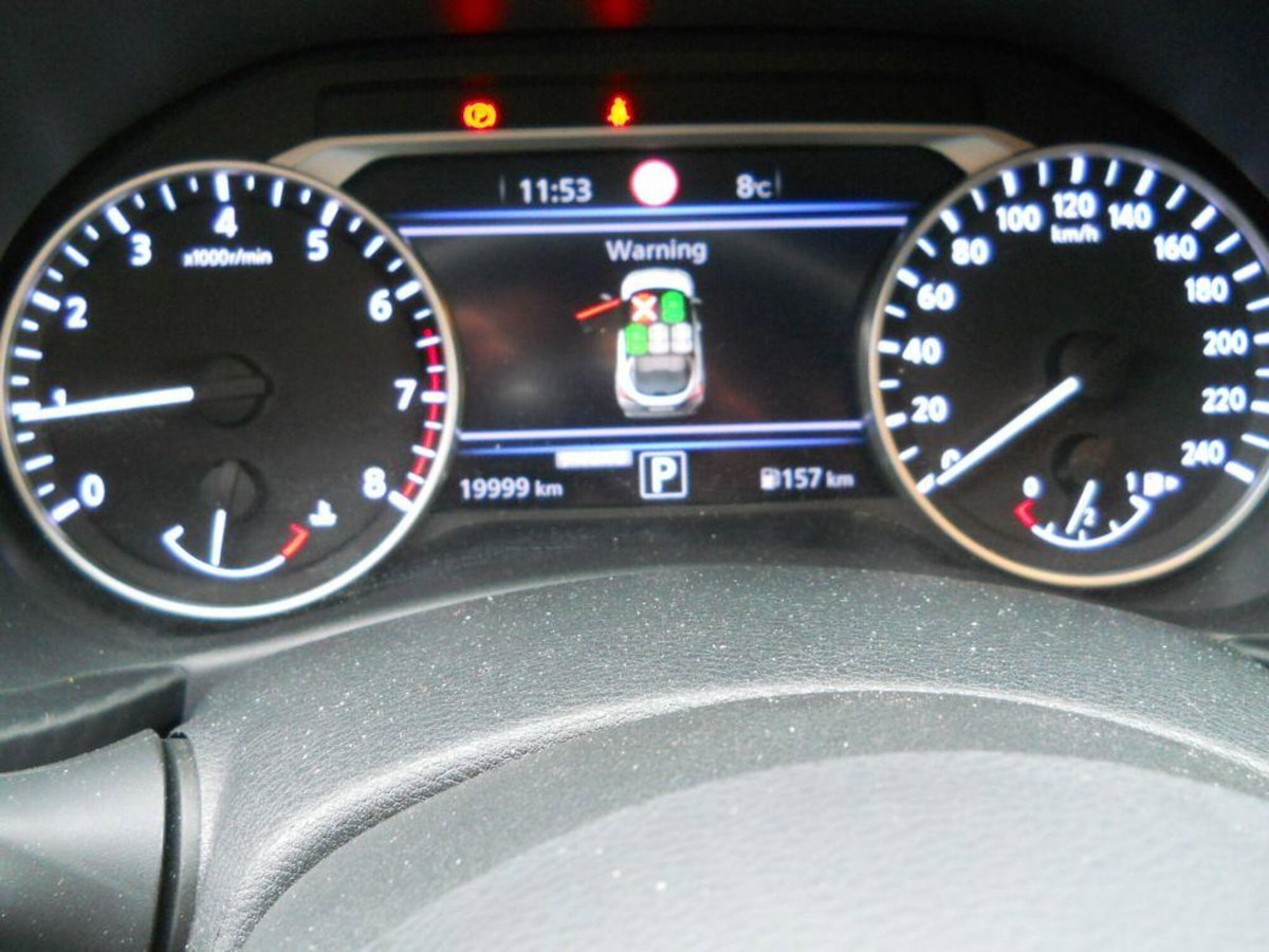 Nissan Juke 1.2 DIG-T 115 Start&Stop N-Connecta (16)