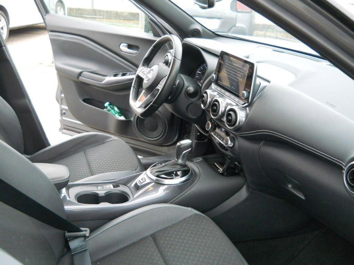 Nissan Juke 1.2 DIG-T 115 Start&Stop N-Connecta (17)