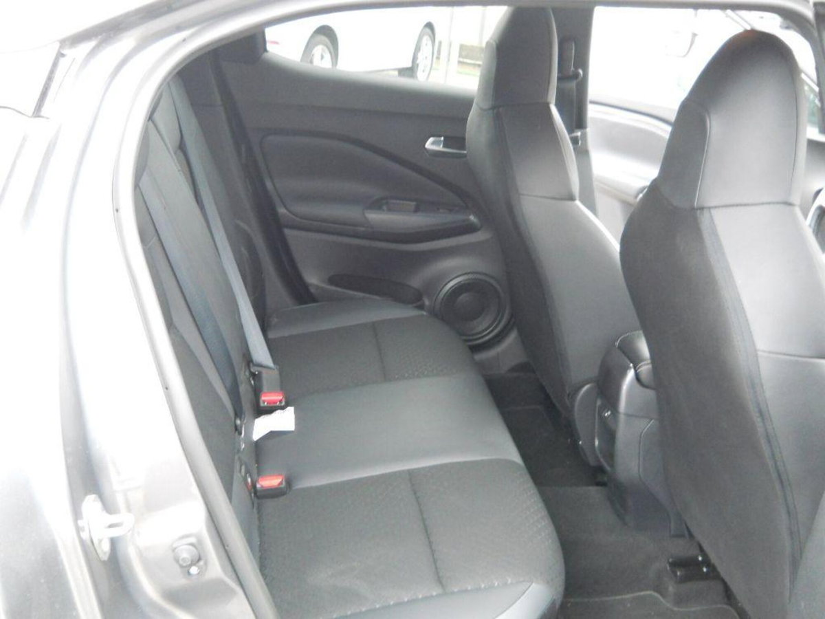Nissan Juke 1.2 DIG-T 115 Start&Stop N-Connecta (19)