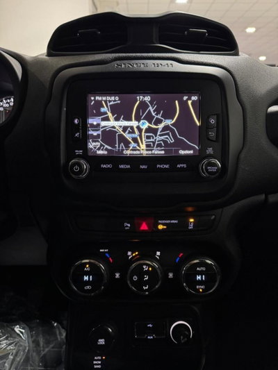 Jeep Renegade 2.0 Mjt 140CV 4WD Active Drive Limited (13)