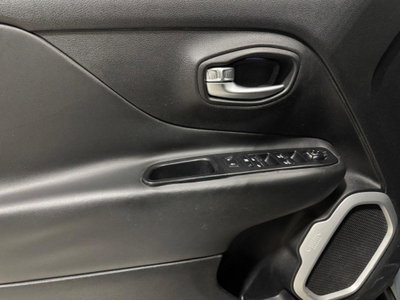 Jeep Renegade 2.0 Mjt 140CV 4WD Active Drive Limited (8)